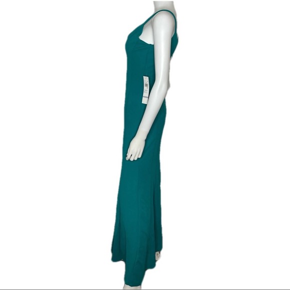 Jump Apparel Women's Junior's Jade Double V Scuba Fitted Formal Trumpet Dress - Picture 3 of 6